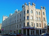 Здание между улицами Межа, Тиргус и Пукю