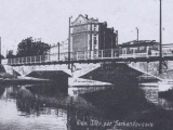 Мост через Саркандаугаву на перекрестке Тилта и Дунтес в 30-е годы 20 века