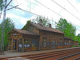 Imantas vecas dzelzceļa stacijas ēka, 17.05.2009.<br>Avots:panoramio.com, Miks Striķis