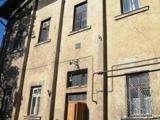 Bijusi Torņakalna stacijas ēka, tagad dzīvojamā māja Akmeņu ielā 38. 2010.g.